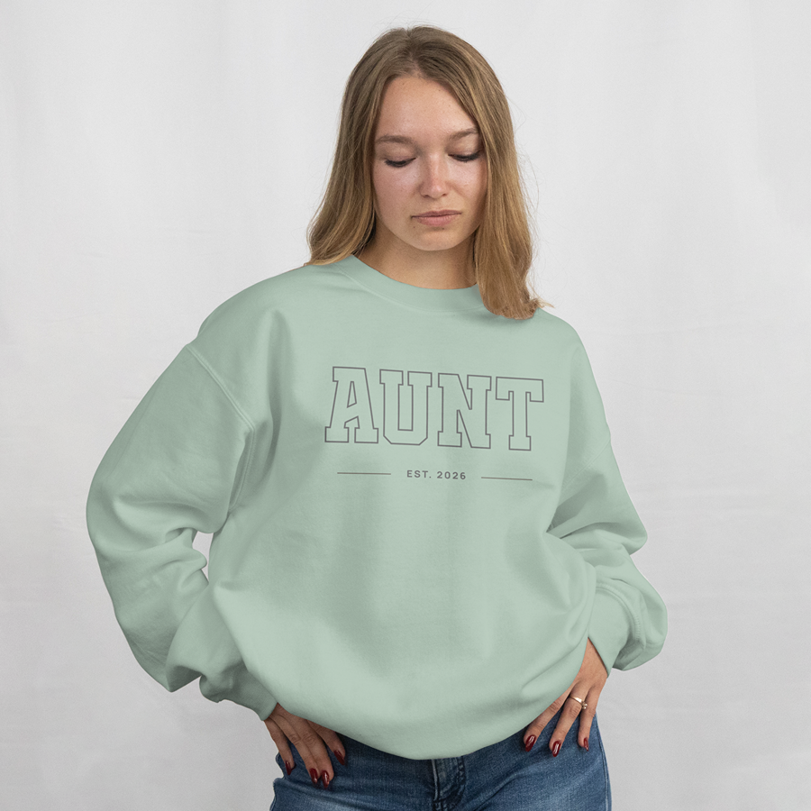 AUNT EST. 2026 Sweatshirt / Hoodie